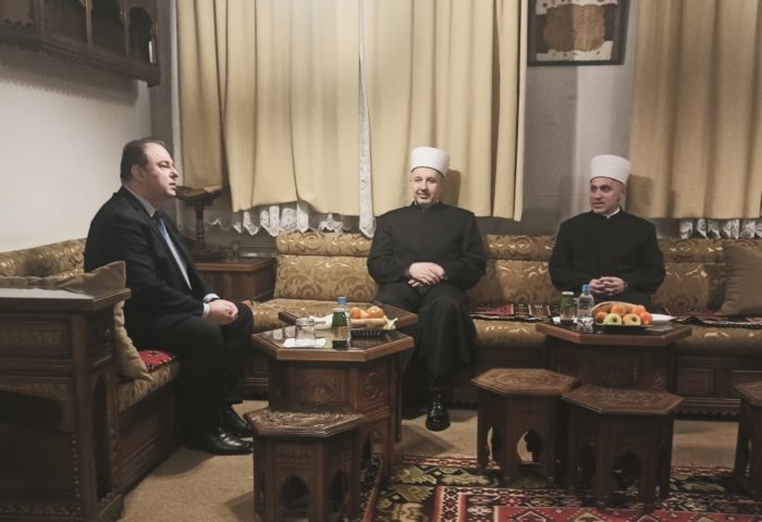 Muftija sarajevski prof. dr. Nedžad-ef. Grabus i muftija bihaćki hafiz Mehmed-ef. Kudić posjetili Gazi Husrev-begovu medresu