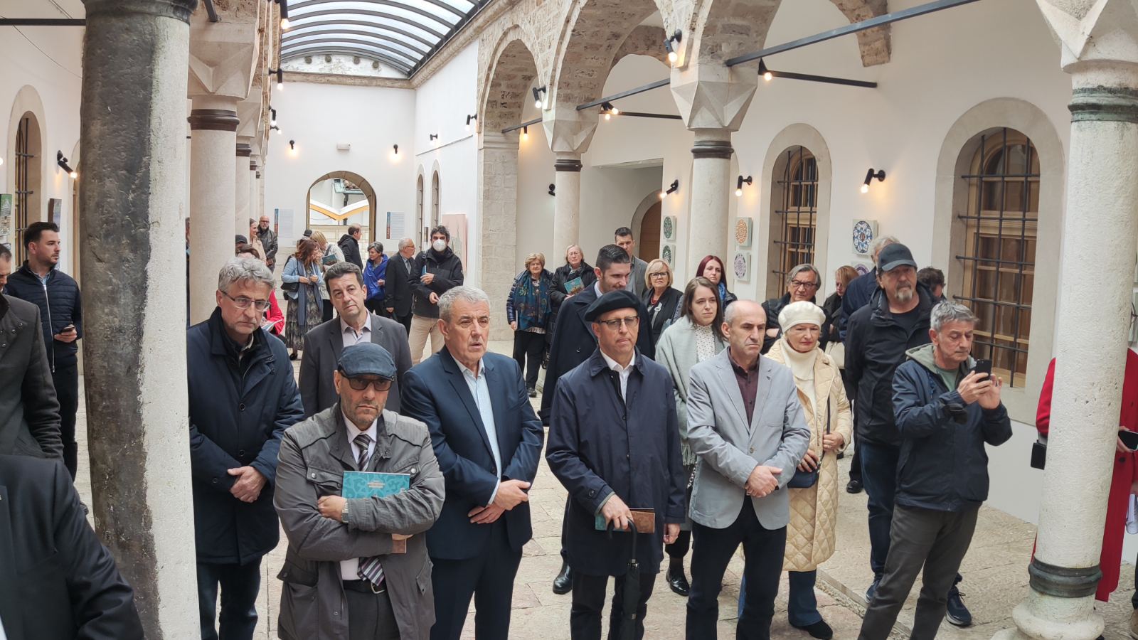 U Gazi Husrev-begovom hanikahu otvorena izložba pod nazivom “Veličanstvene arhitekture” italijanskog autora Luigi Ballarina