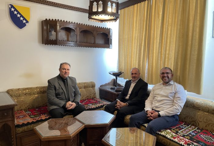 Gazi Husrev-begovu medresu posjetila delegacija Islamske zajednice Bošnjaka Sjeverne Amerike