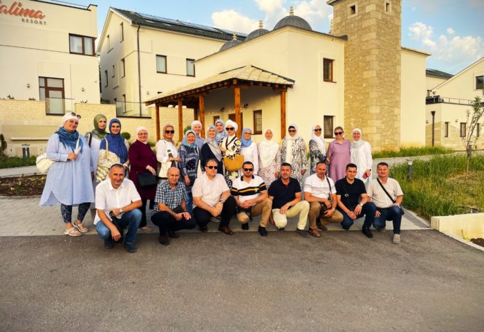 Članovi kolektiva Gazi Husrev-begove medrese u Hercegovini