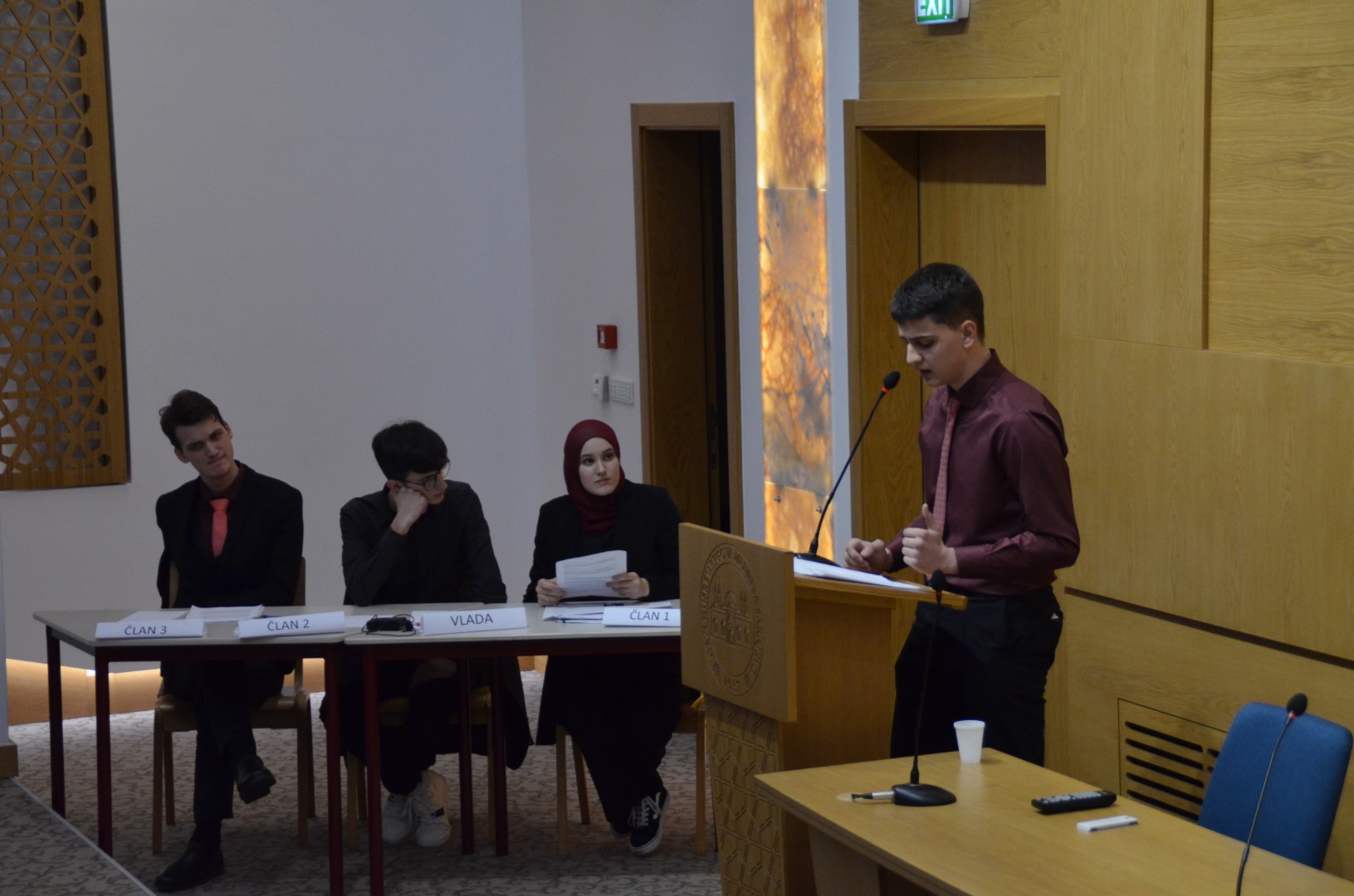 Održana javna debata učenika Medrese