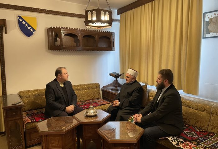 Predsjednik Mešihata Islamske zajednice u Srbiji muftija dr. Mevlud Dudić posjetio Medresu