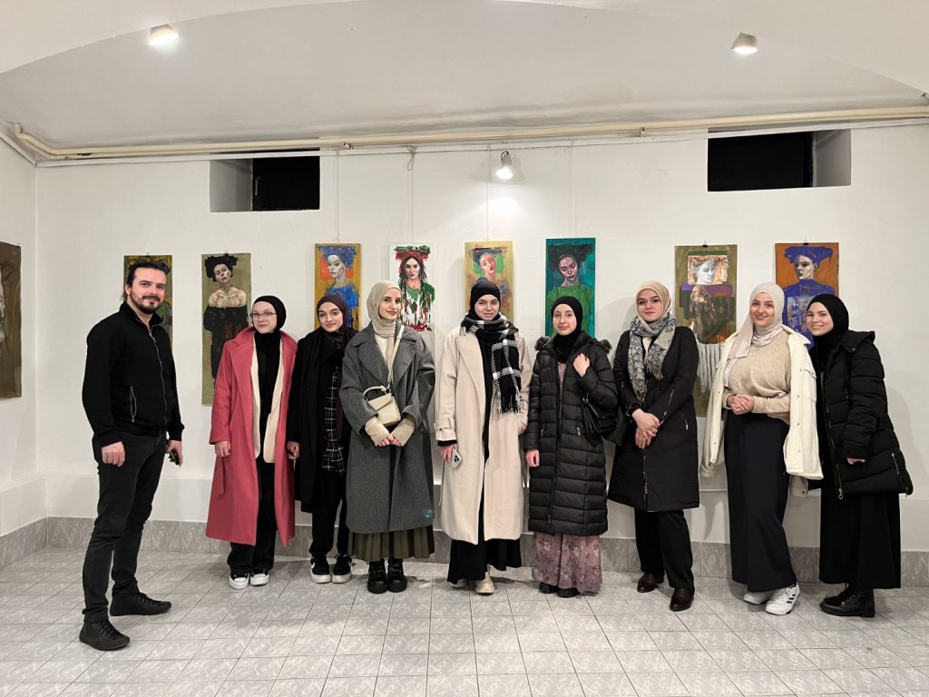 Članovi Likovne sekcije posjetili izložbe "Tragart" i "Molitva"