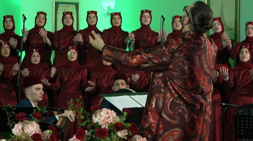 Cjelovečernji koncert Hora Gazi Husrev-begove medrese u Bošnjačkom institutu u Sarajevu
