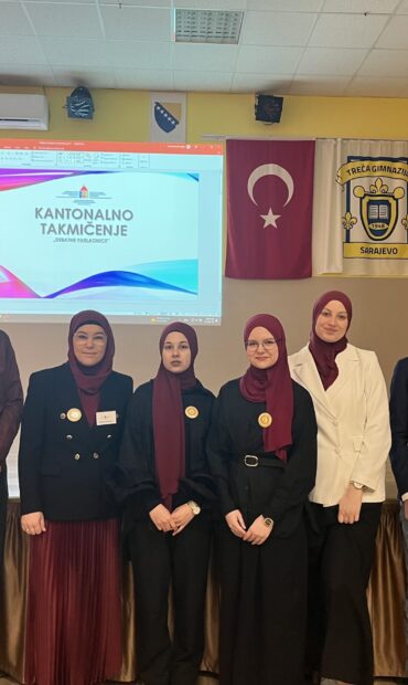 PRVO MJESTO NA KANTONALNOM TAKMIČENJU IZ GOVORNIŠTVA – "DEBATNE PARLAONICE" PRVO MJESTO NA KANTONALNOM TAKMIČENJU IZ GOVORNIŠTVA – "DEBATNE PARLAONICE"